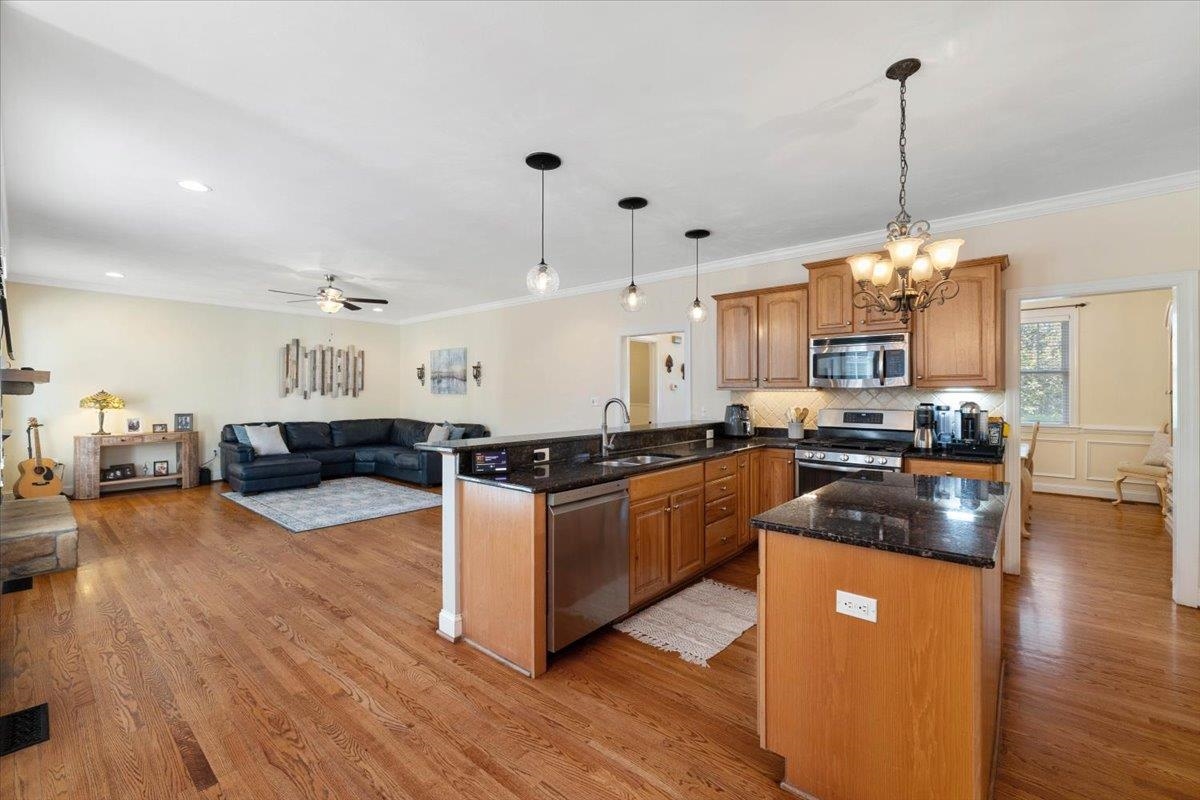 5177 Arrowhead Trail Salem VA 24153