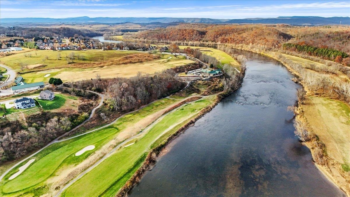 6431 Teeth Of The Dog Drive Radford VA 24141