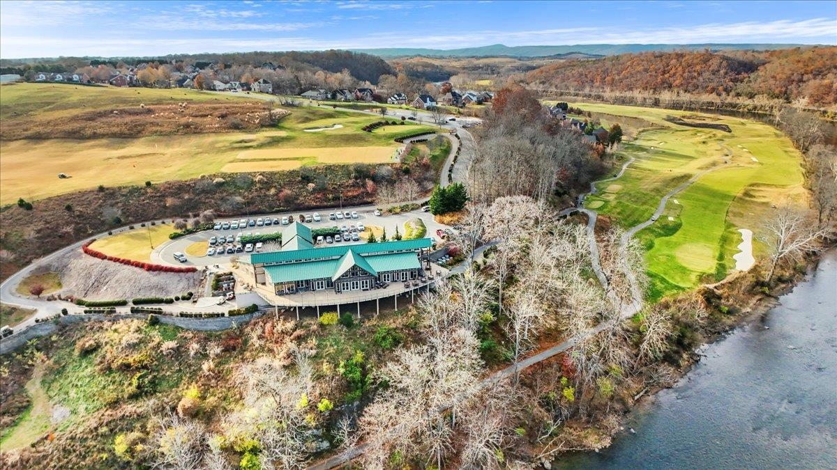 6431 Teeth Of The Dog Drive Radford VA 24141