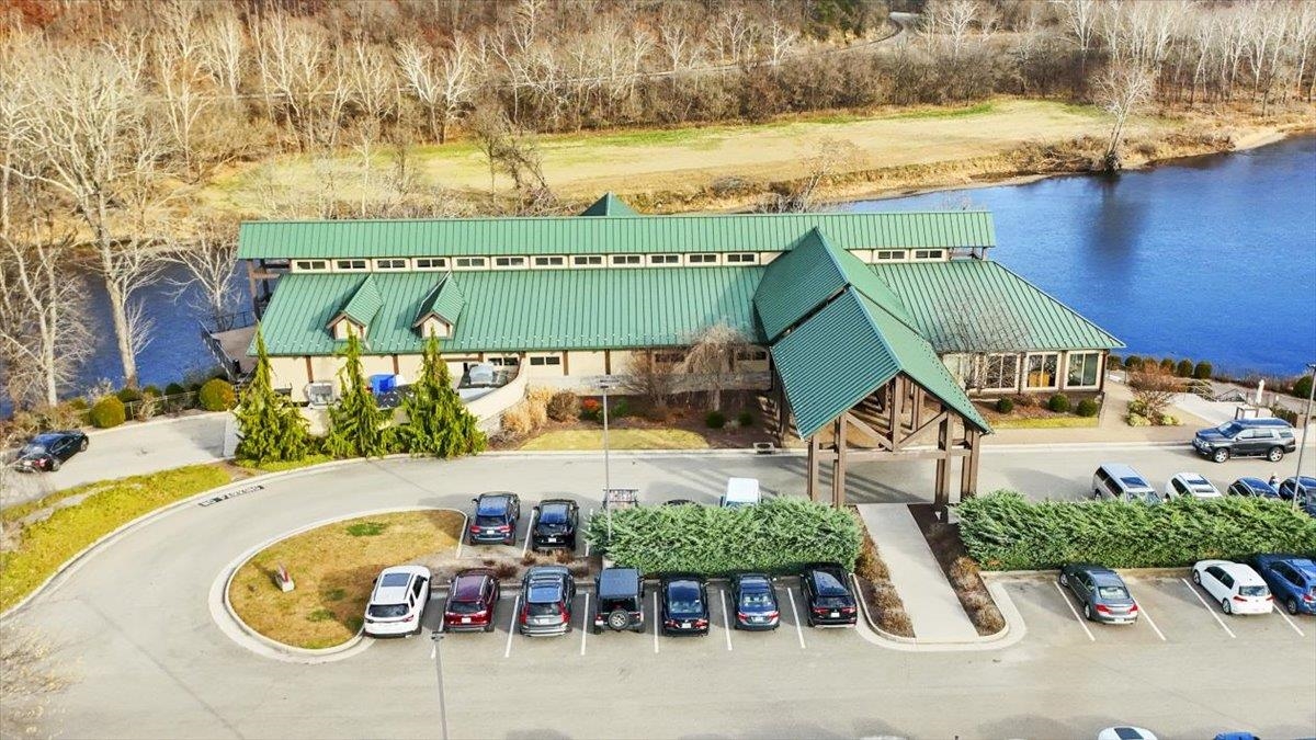 6431 Teeth Of The Dog Drive Radford VA 24141