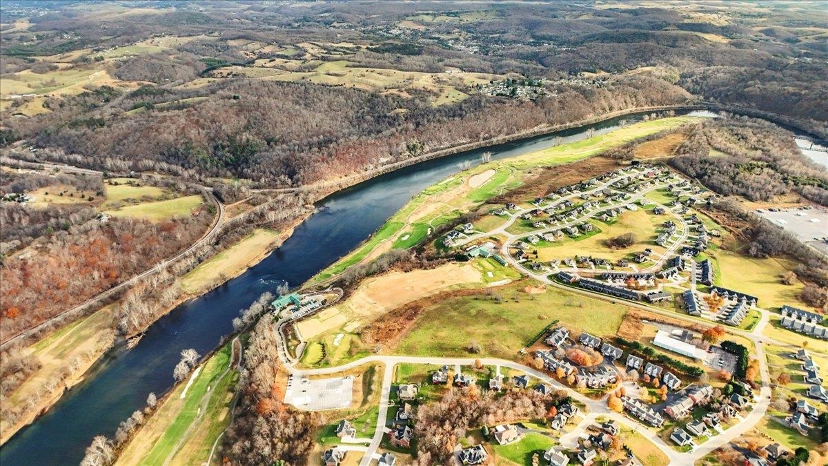 6431 Teeth Of The Dog Drive Radford VA 24141