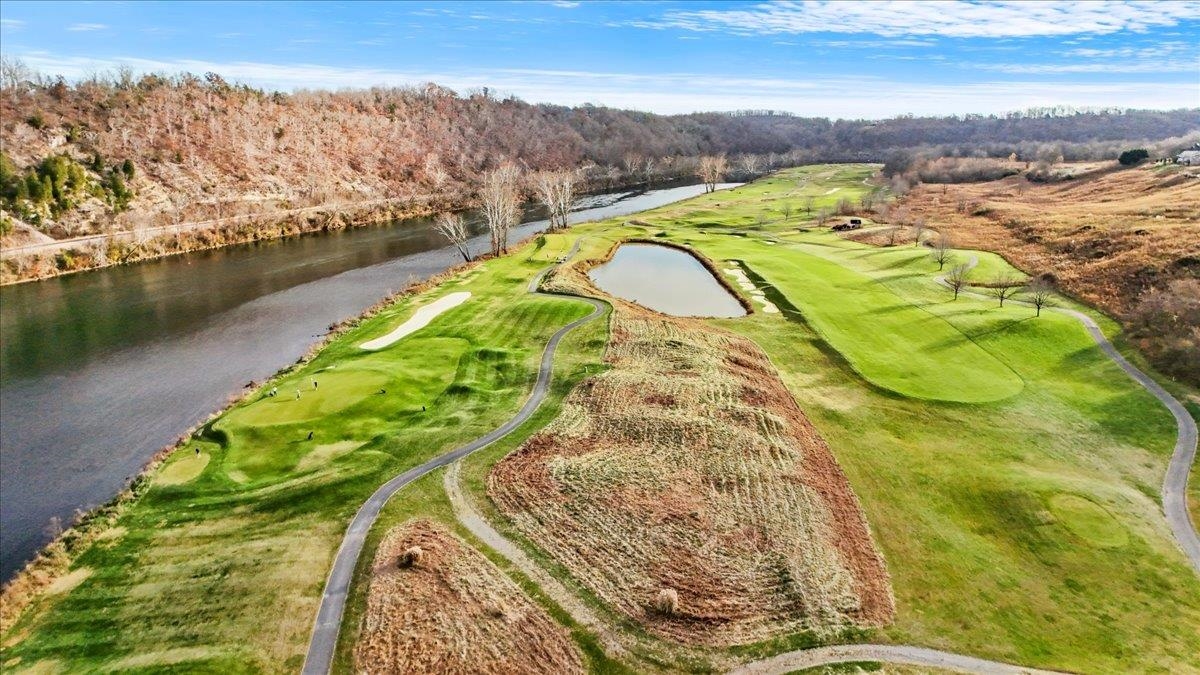 6431 Teeth Of The Dog Drive Radford VA 24141