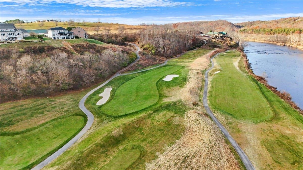 6431 Teeth Of The Dog Drive Radford VA 24141