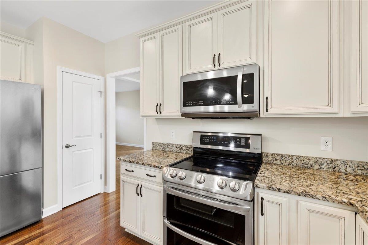 6431 Teeth Of The Dog Drive Radford VA 24141