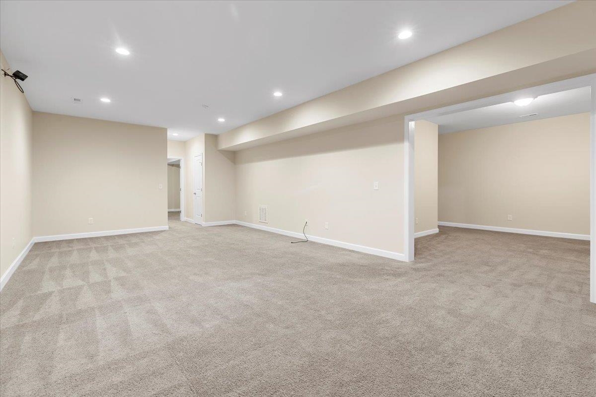 6431 Teeth Of The Dog Drive Radford VA 24141