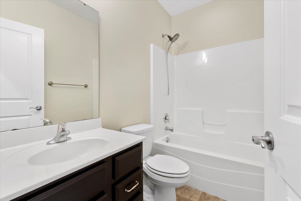 6431 Teeth Of The Dog Drive Radford VA 24141