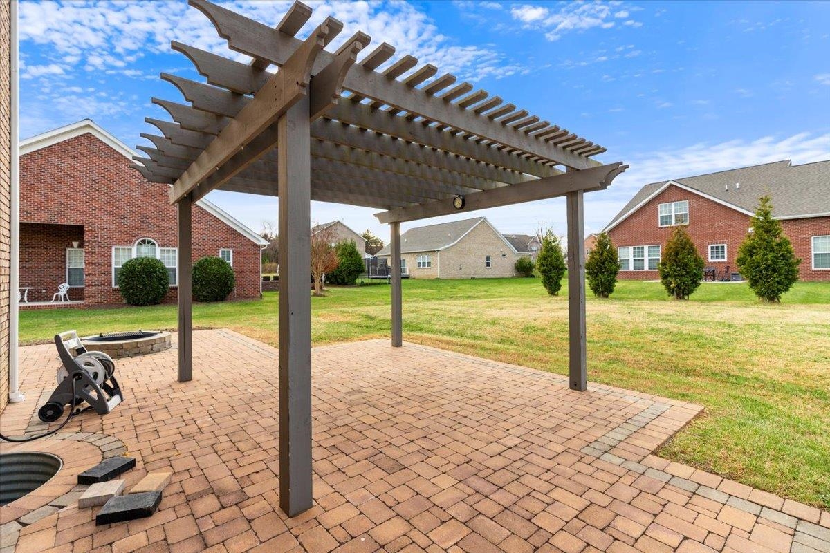 6431 Teeth Of The Dog Drive Radford VA 24141