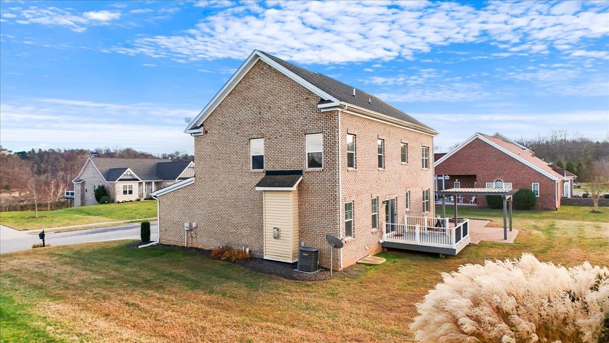 6431 Teeth Of The Dog Drive Radford VA 24141