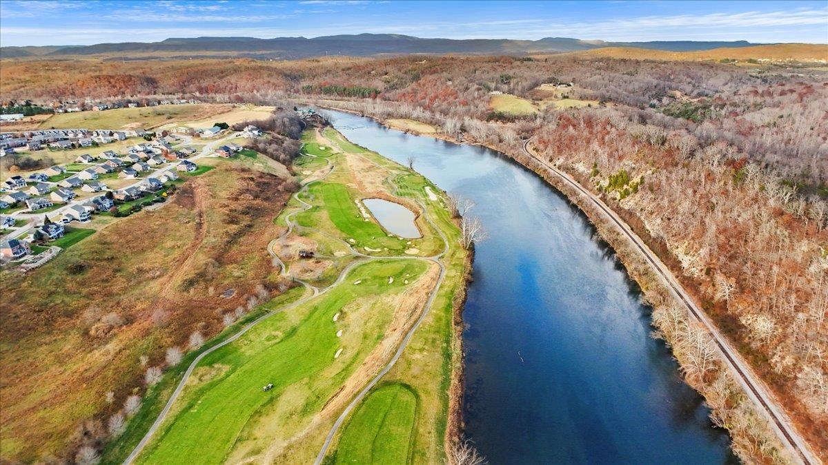 6431 Teeth Of The Dog Drive Radford VA 24141