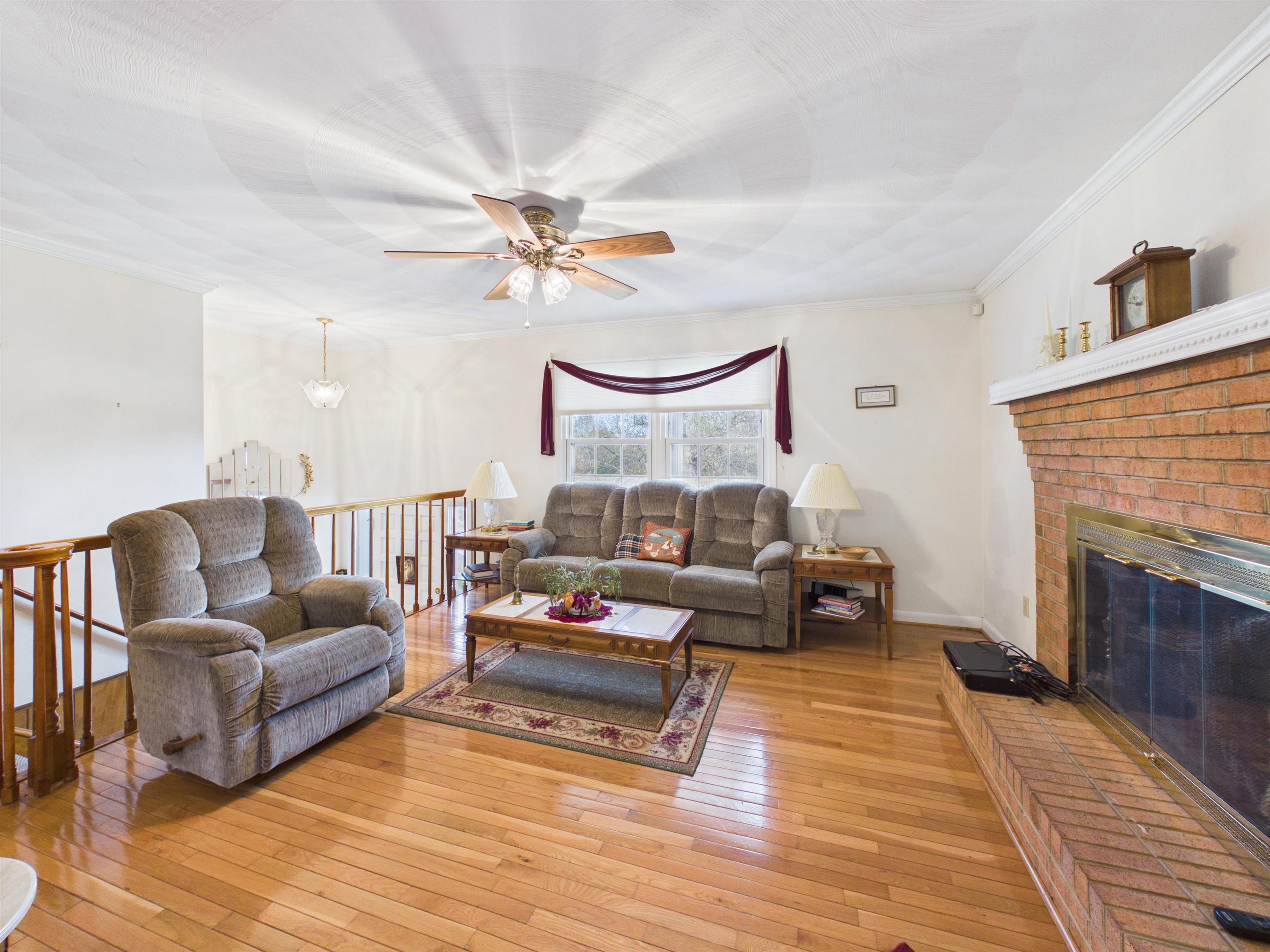 5725 Graysontown Road Radford VA 24141