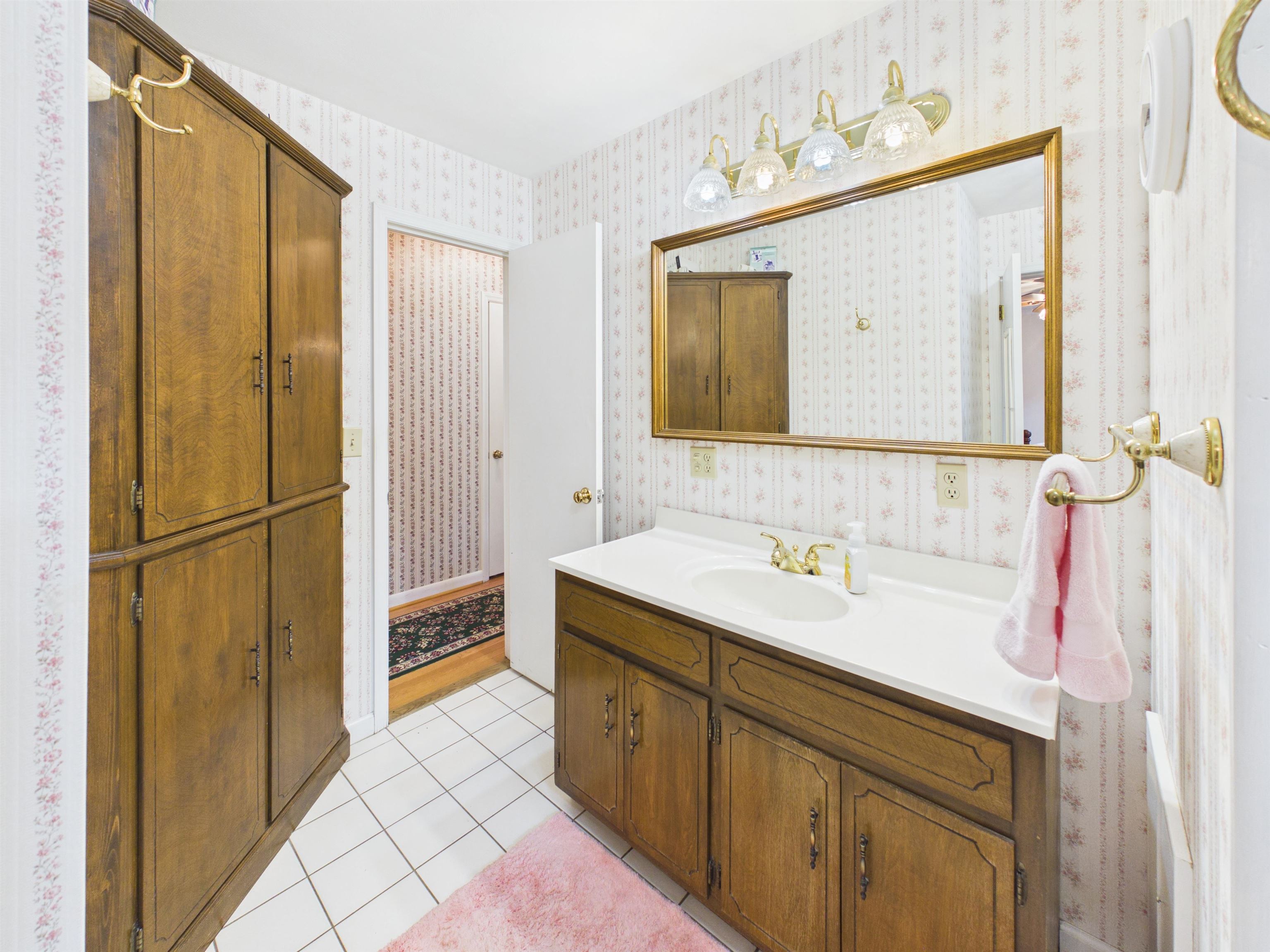 5725 Graysontown Road Radford VA 24141