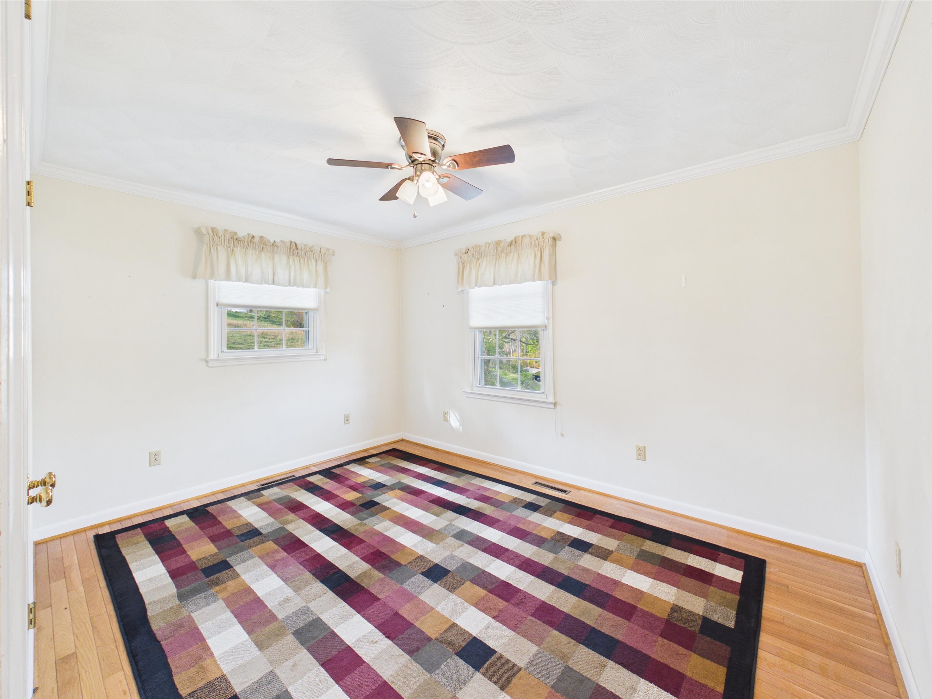 5725 Graysontown Road Radford VA 24141