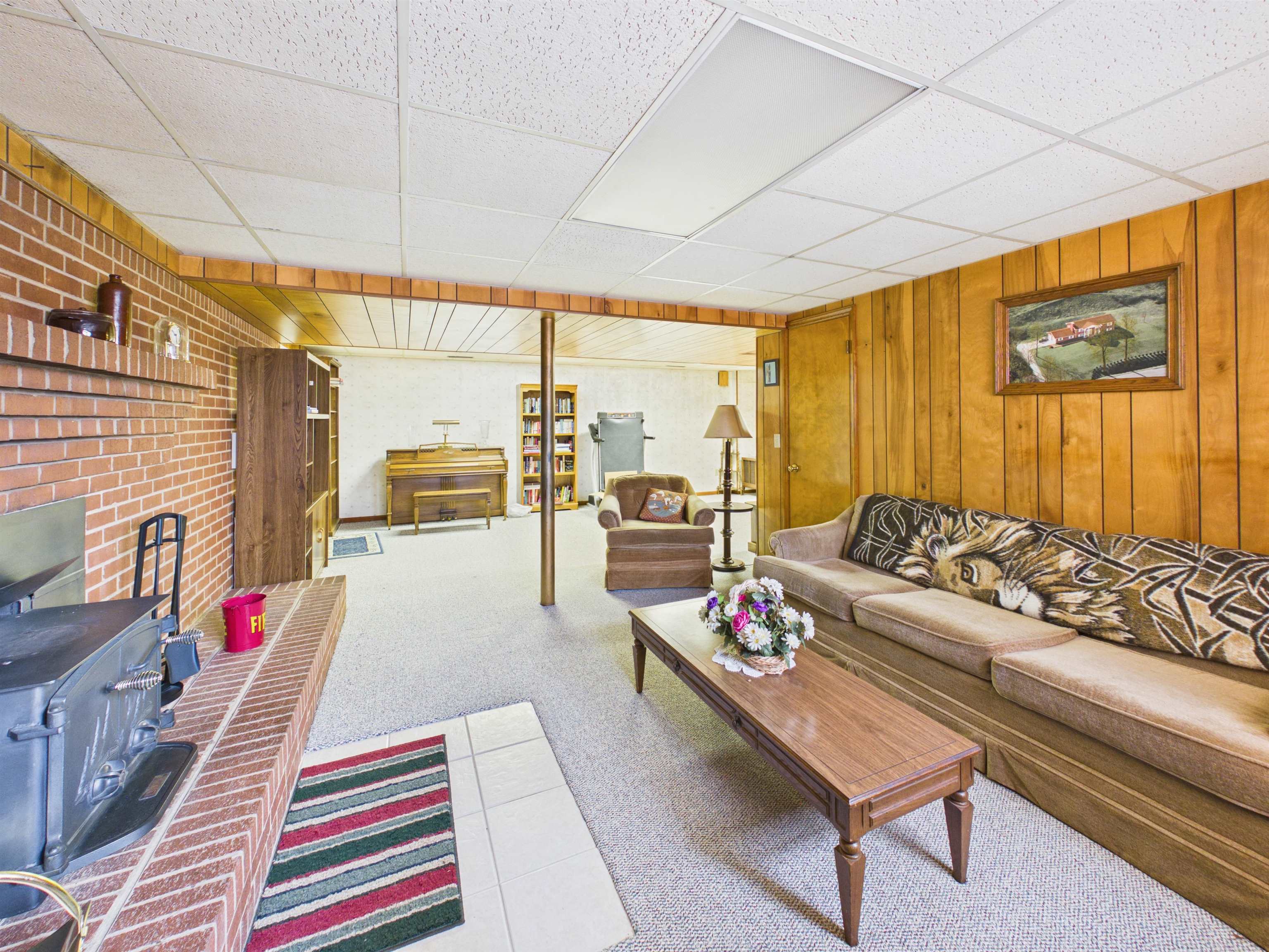 5725 Graysontown Road Radford VA 24141