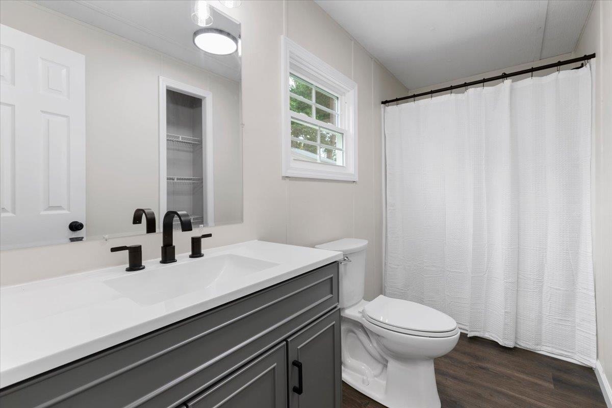 956 Ward Lane Pulaski VA 24301