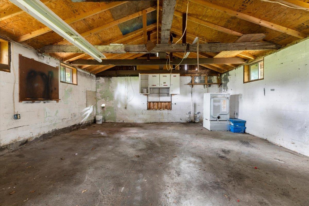 956 Ward Lane Pulaski VA 24301