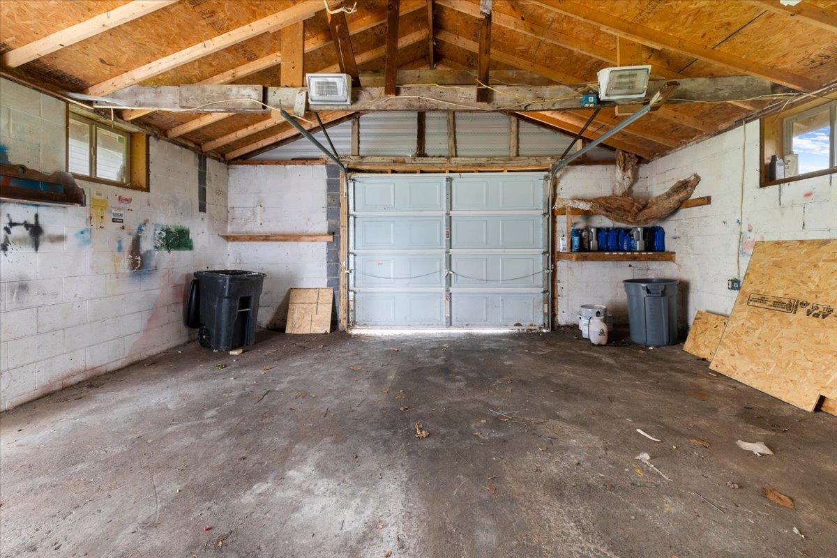 956 Ward Lane Pulaski VA 24301