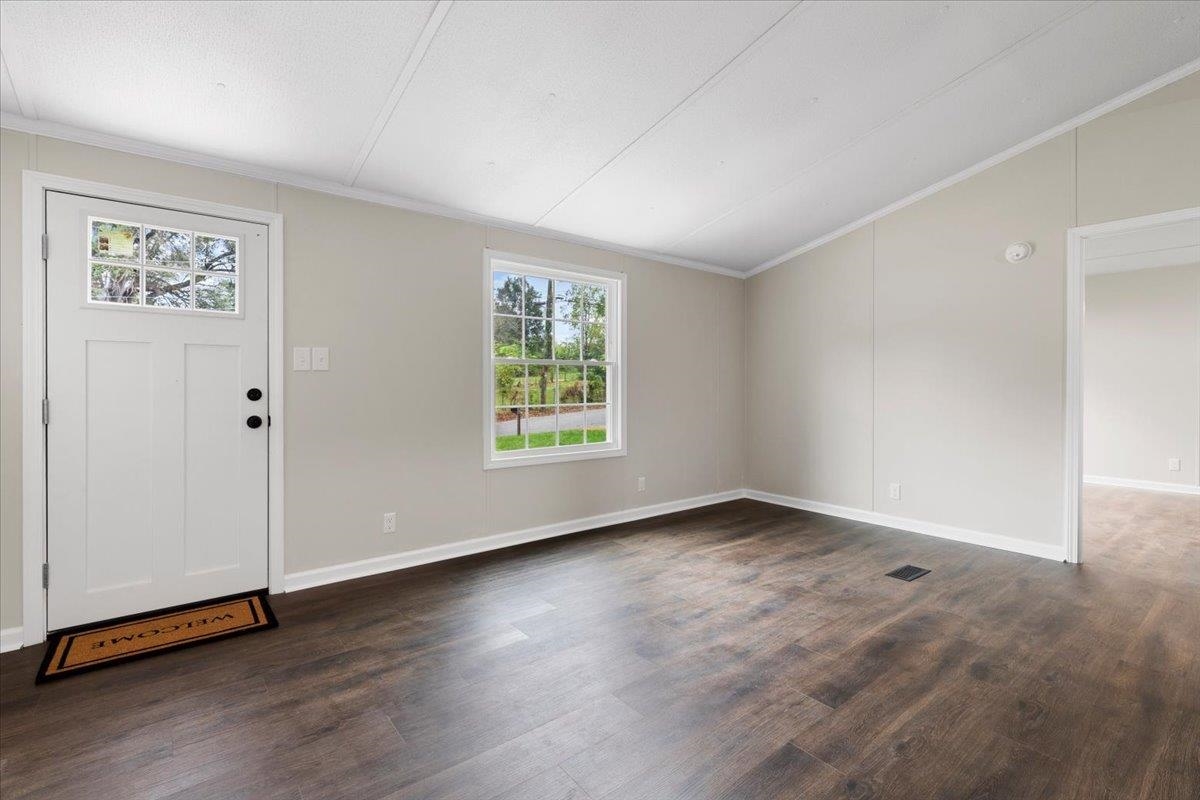 956 Ward Lane Pulaski VA 24301