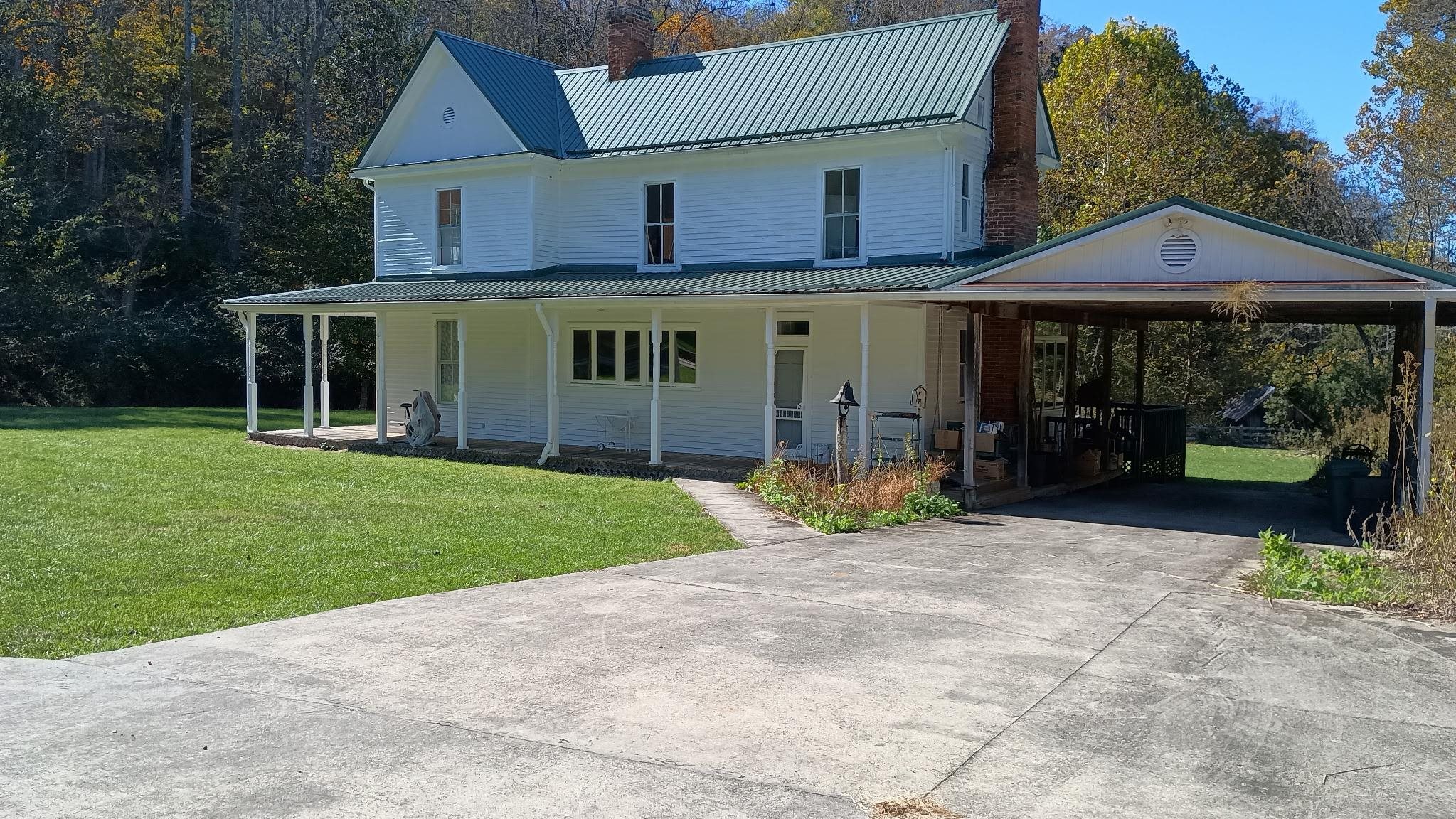 6520 Owens Road Radford VA 24141