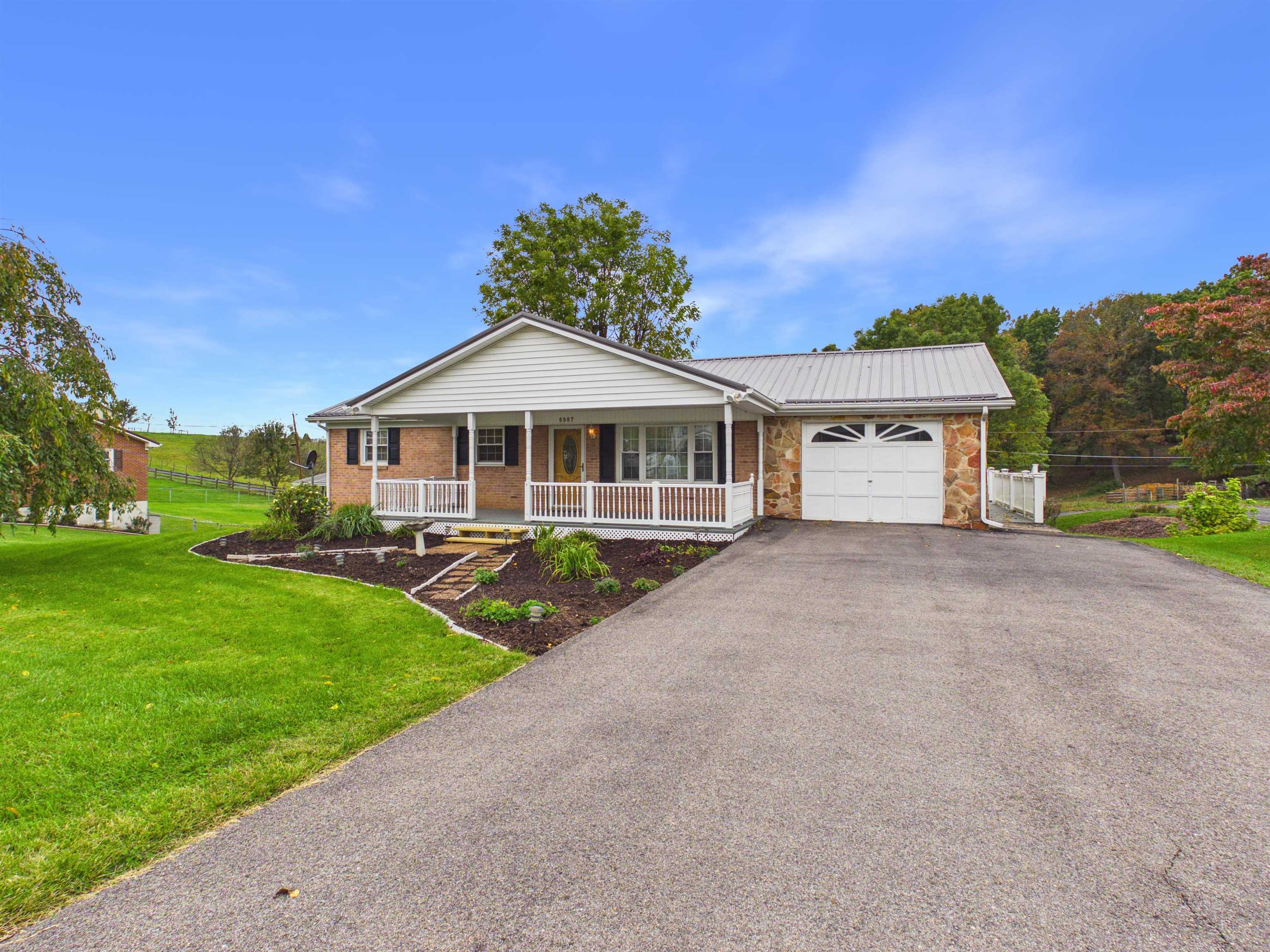 5587 Harris Street Dublin VA 24084