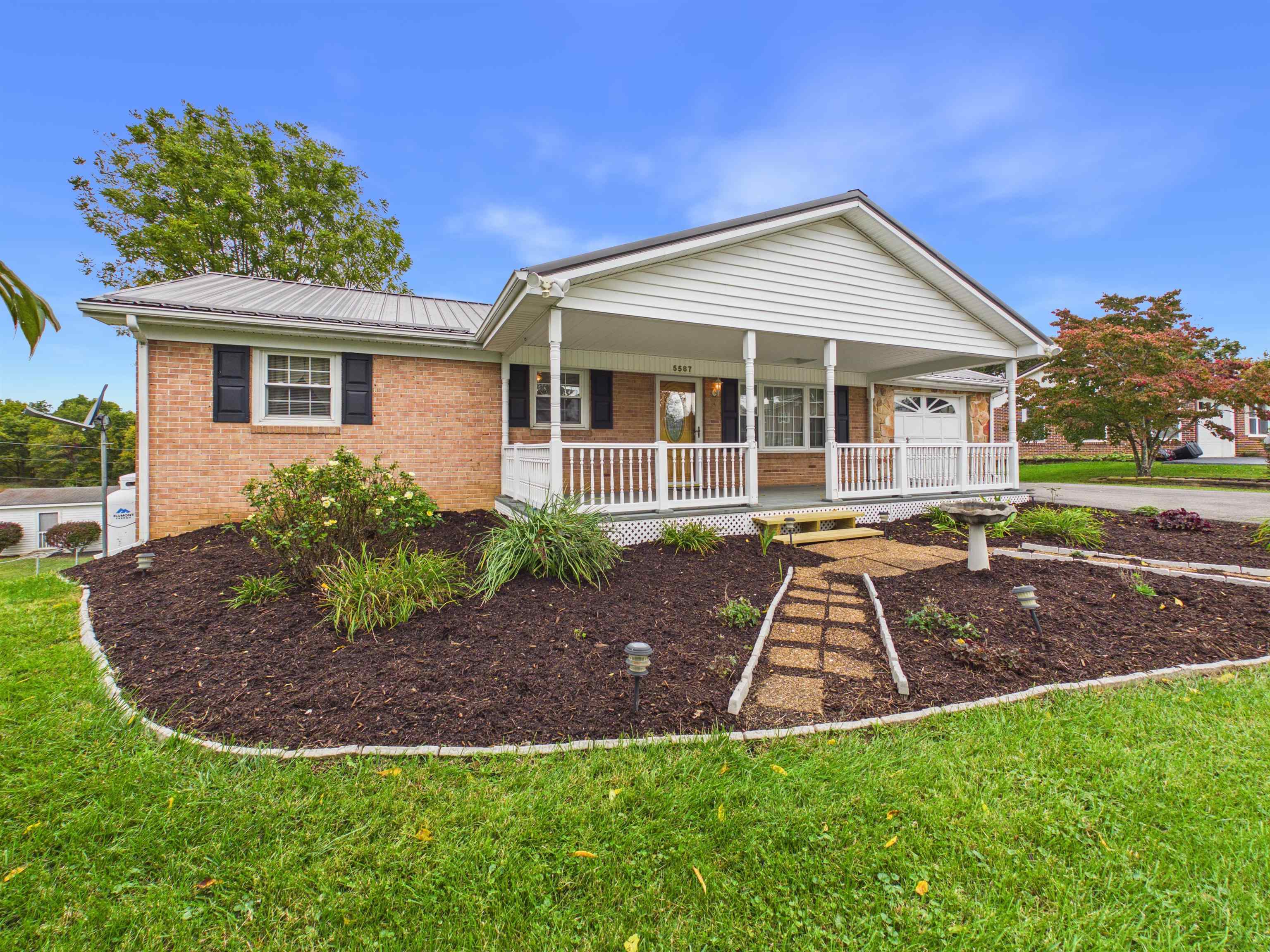 5587 Harris Street Dublin VA 24084
