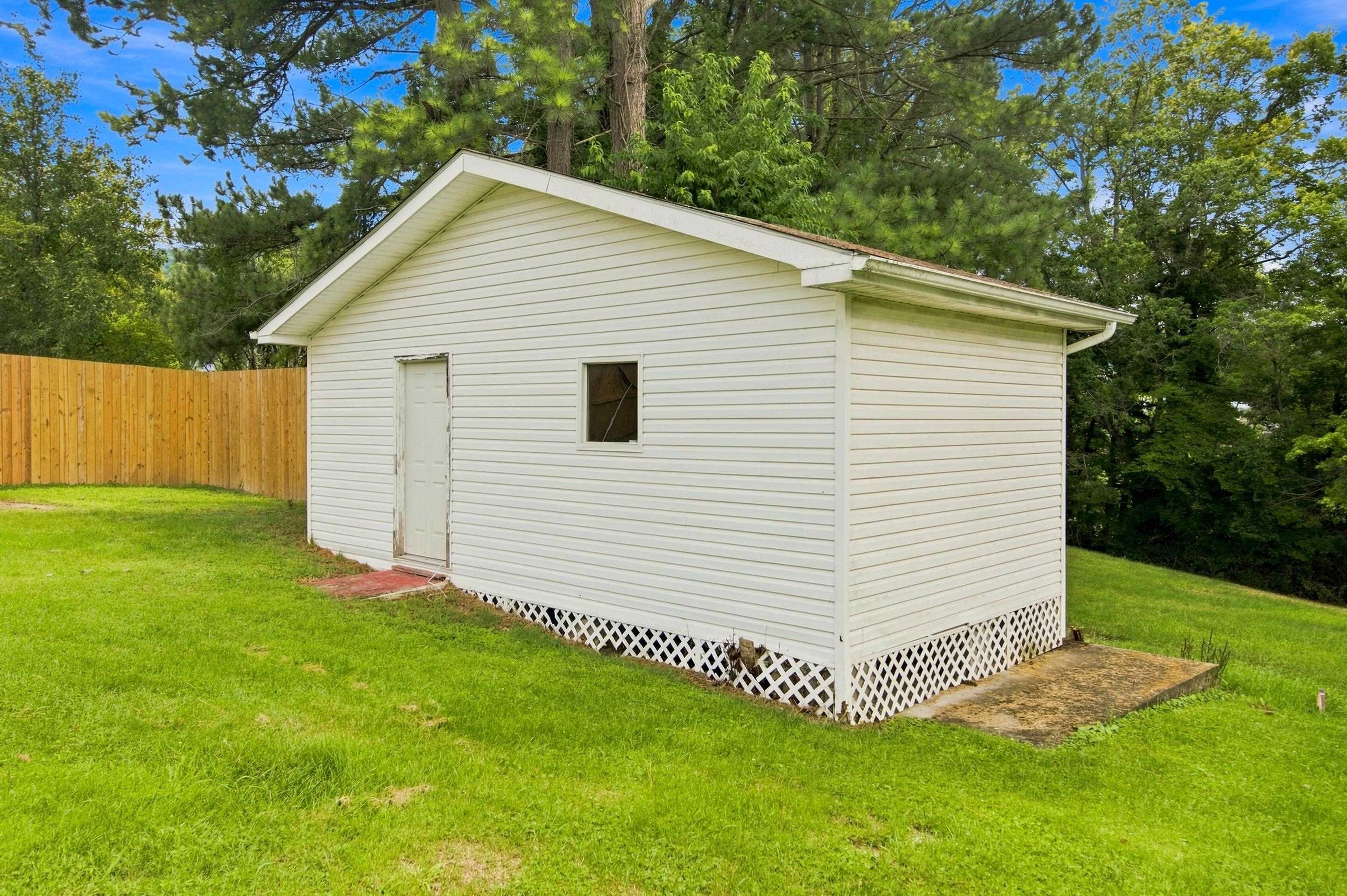 414 Graham Street Pulaski VA 24301