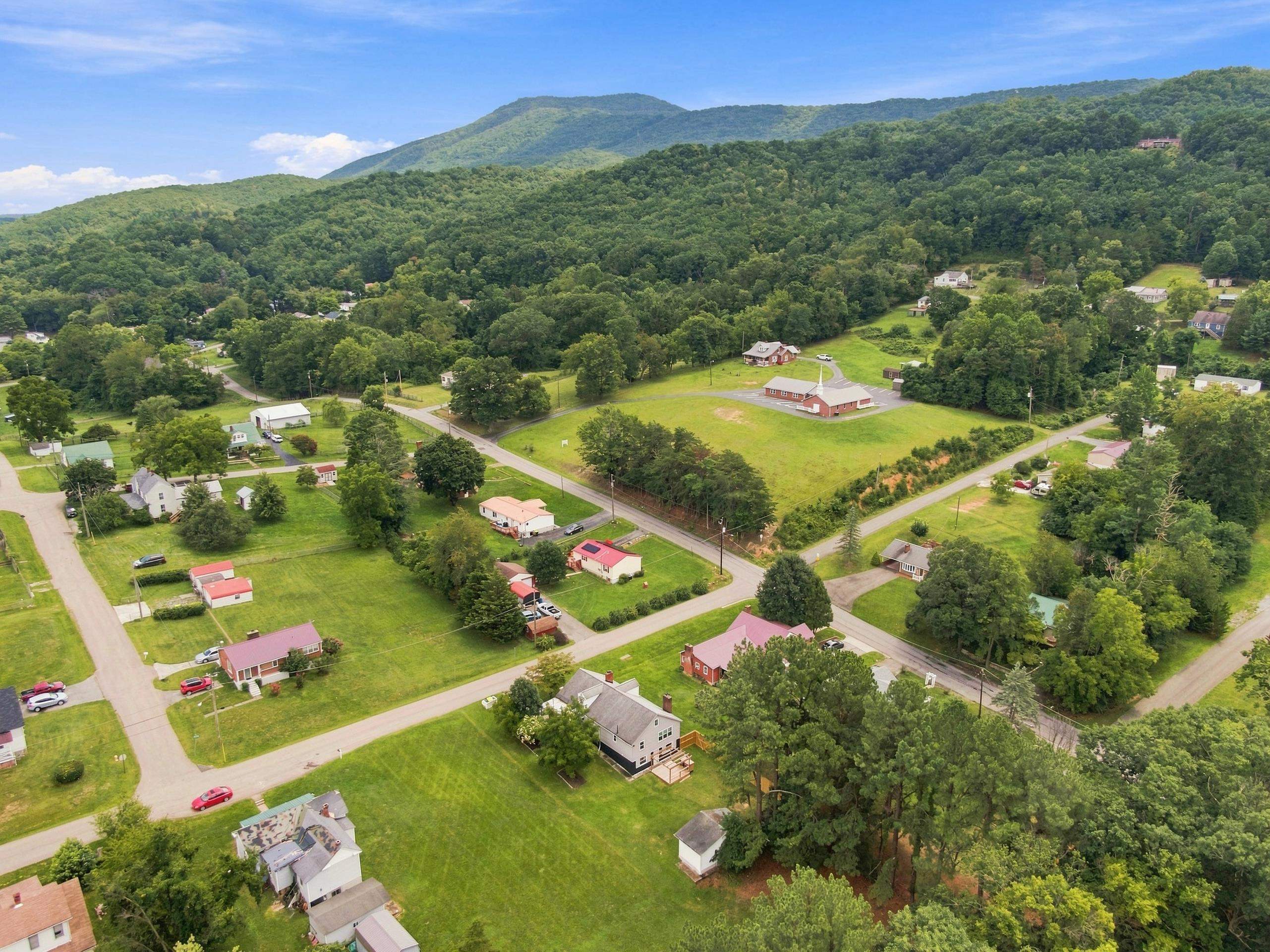 414 Graham Street Pulaski VA 24301
