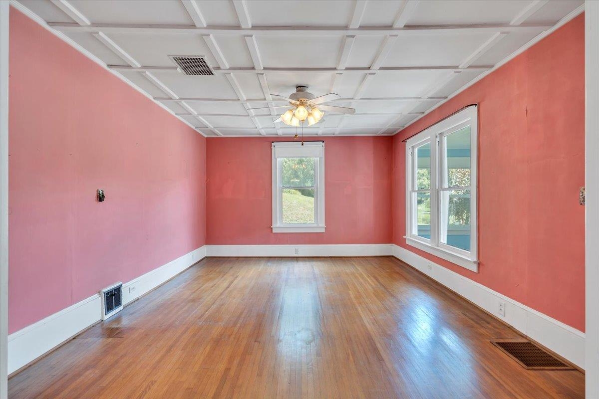 225 Bear Springs Road Pearisburg VA 24134