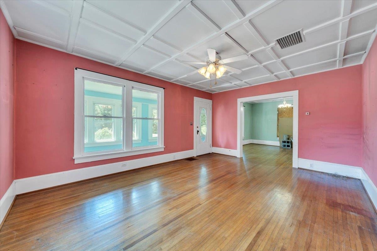 225 Bear Springs Road Pearisburg VA 24134