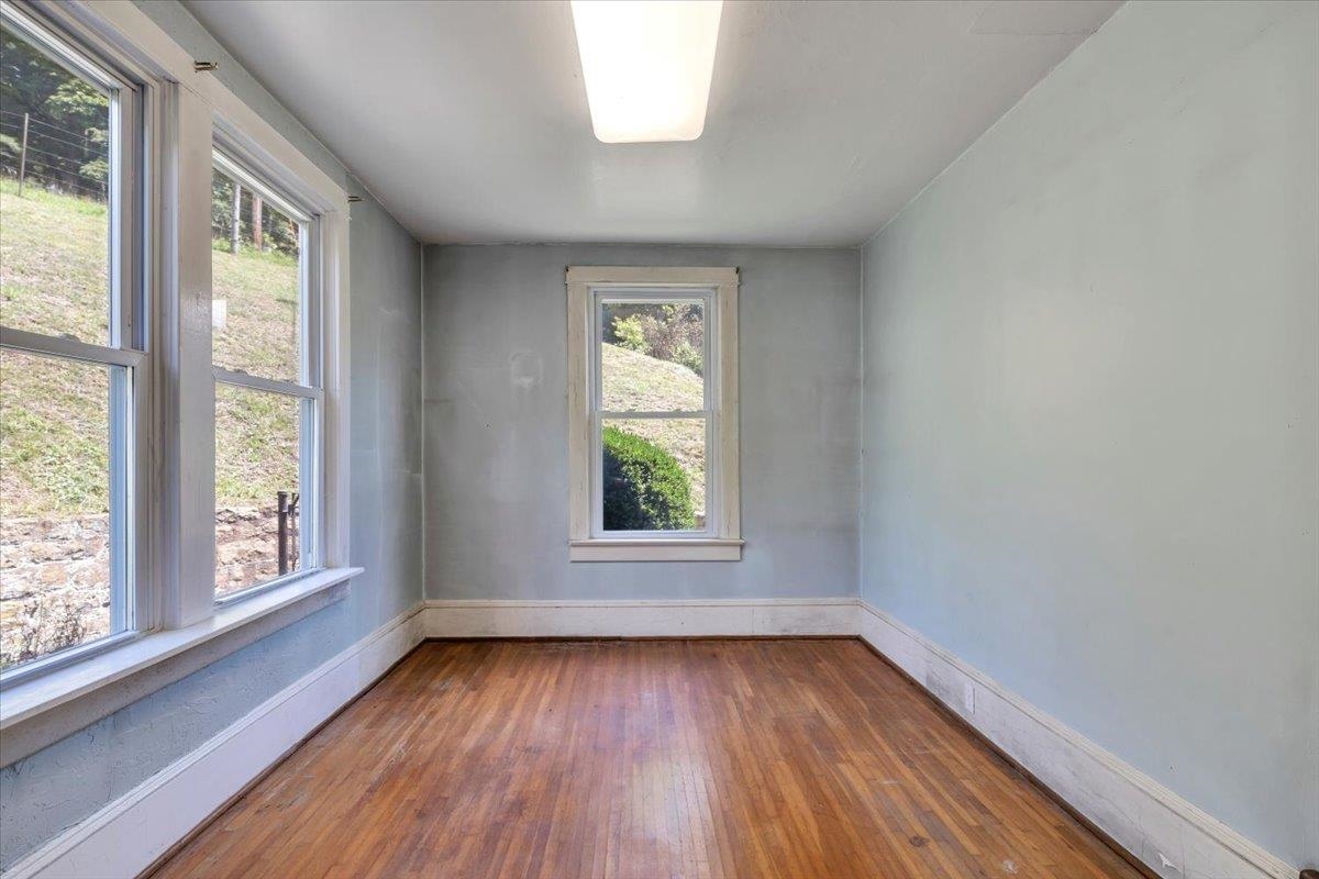 225 Bear Springs Road Pearisburg VA 24134