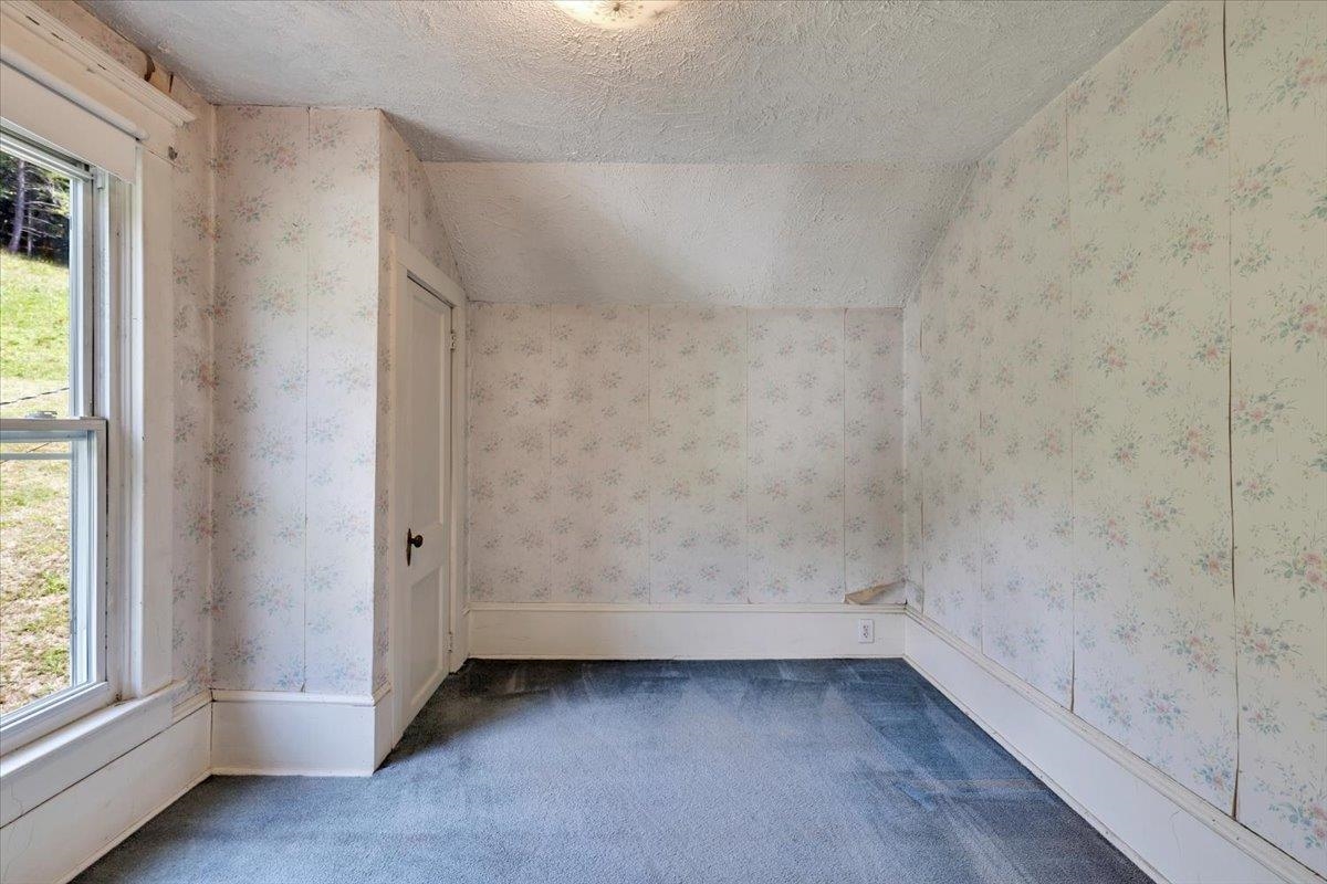 225 Bear Springs Road Pearisburg VA 24134