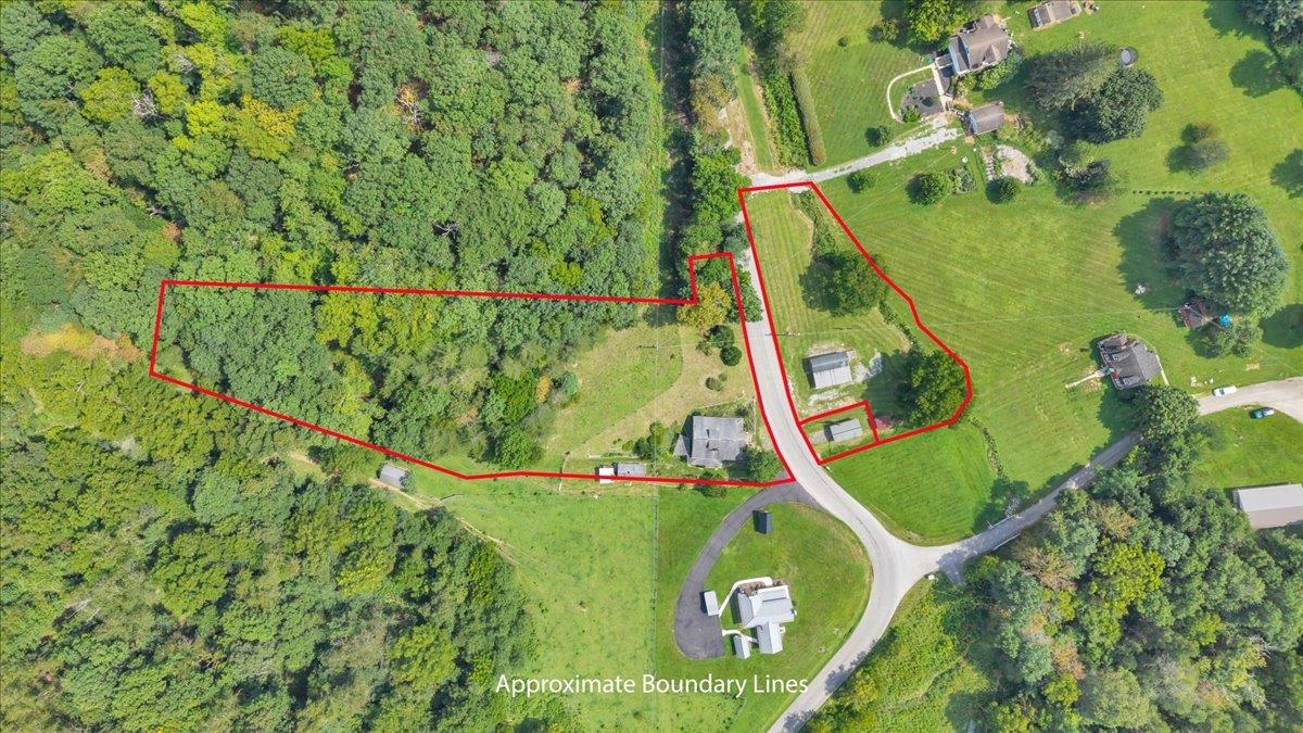 225 Bear Springs Road Pearisburg VA 24134
