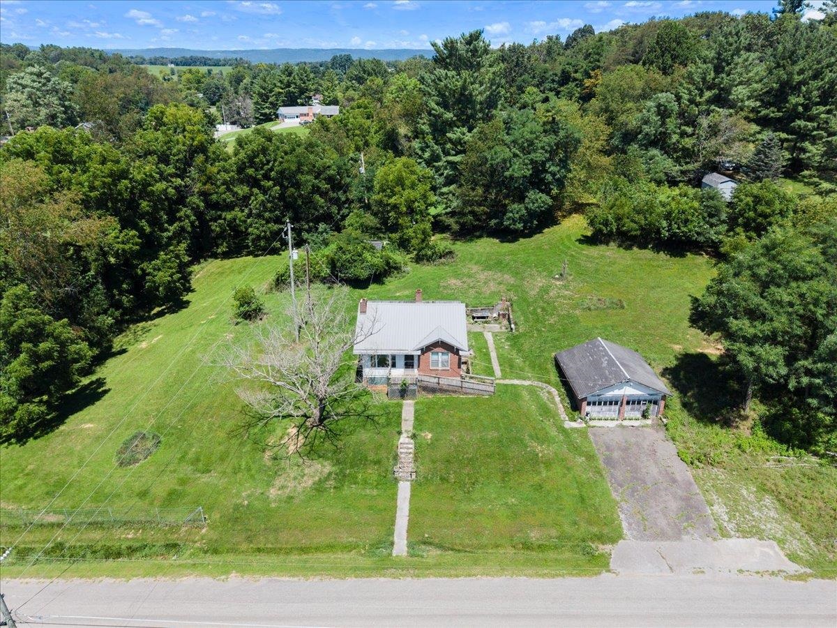 3737 Eugene Street Pulaski VA 24301