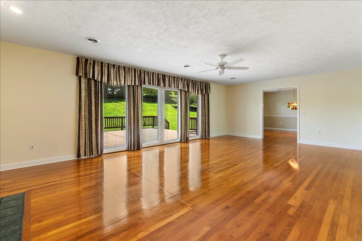 209 Phlegar Hill Road Floyd VA 24091