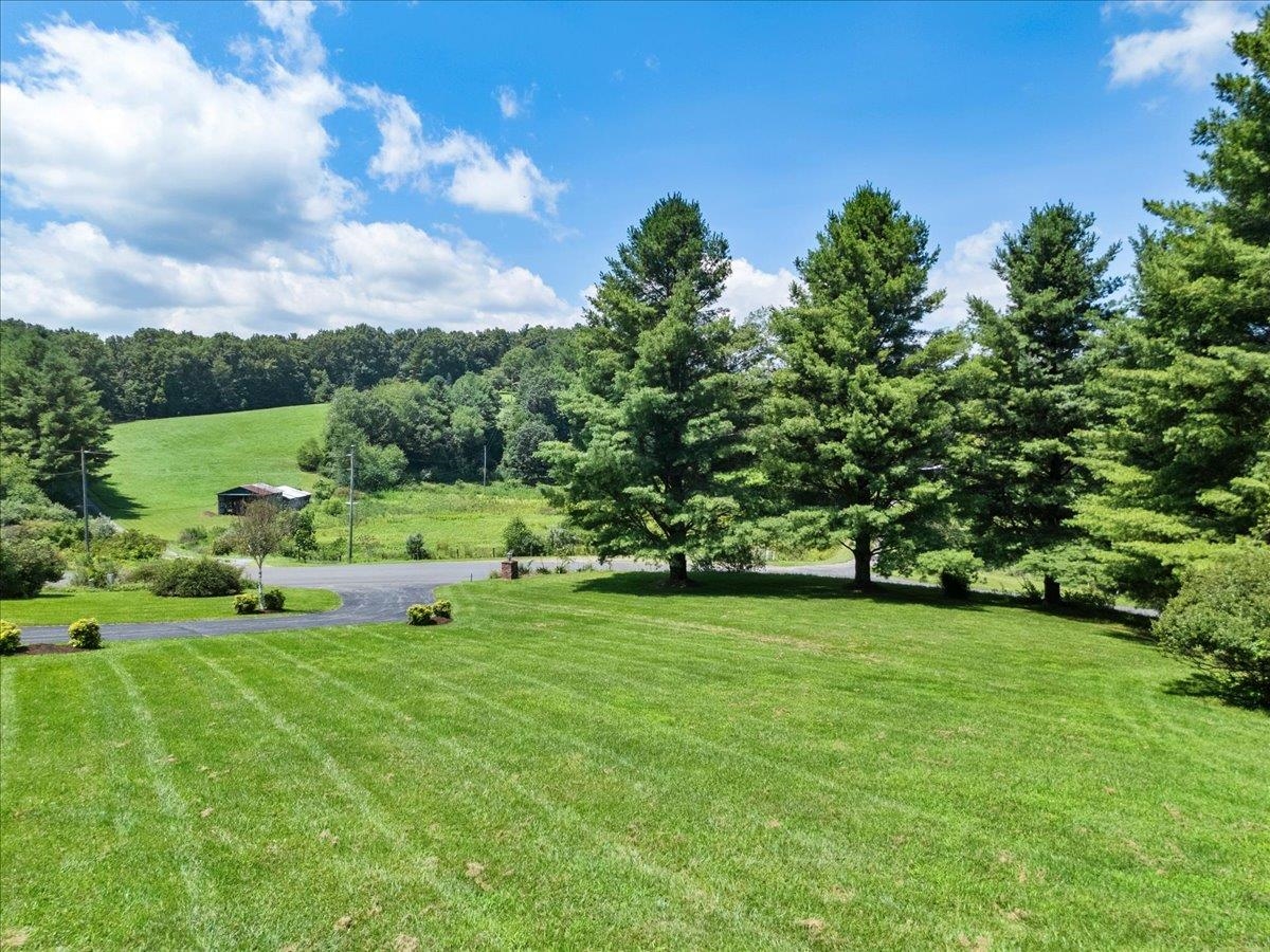 209 Phlegar Hill Road Floyd VA 24091