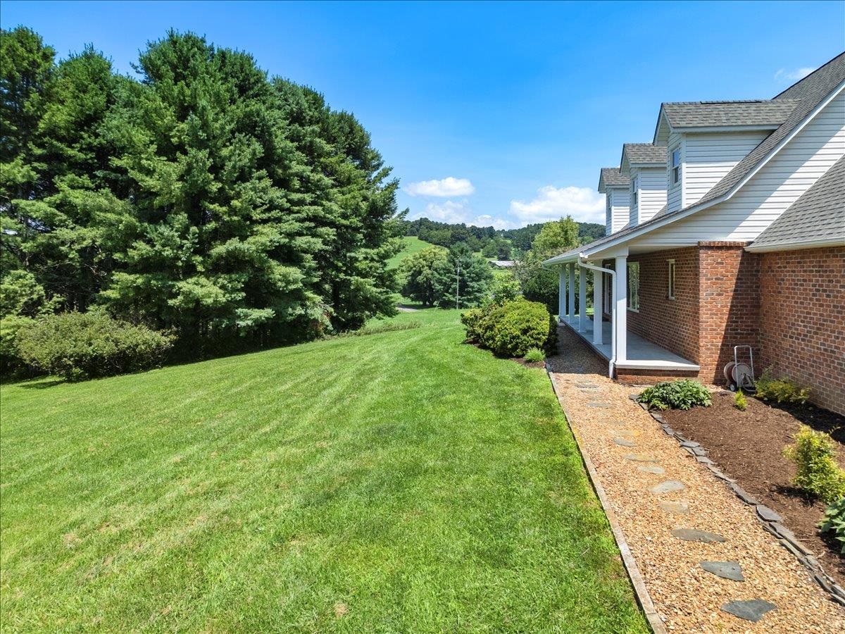 209 Phlegar Hill Road Floyd VA 24091