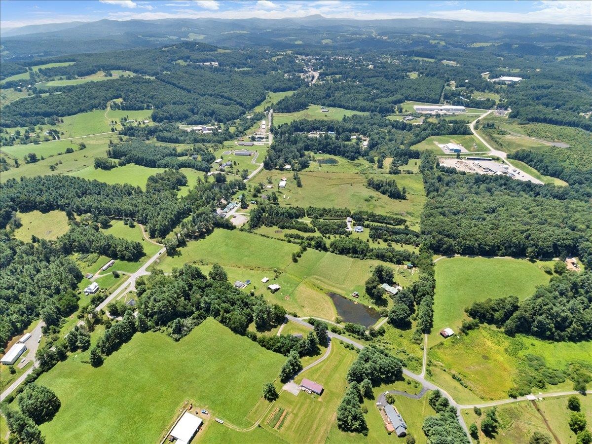 209 Phlegar Hill Road Floyd VA 24091