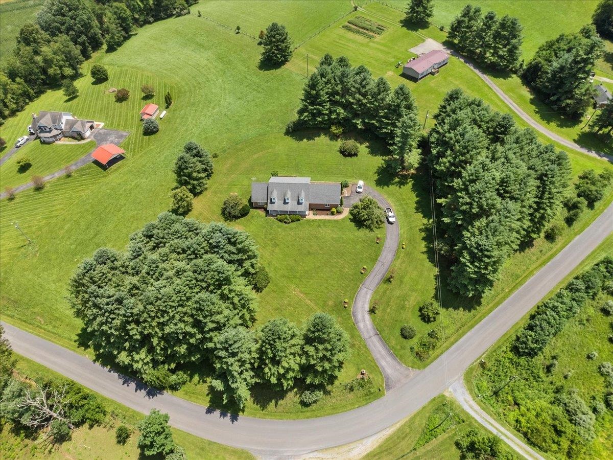 209 Phlegar Hill Road Floyd VA 24091