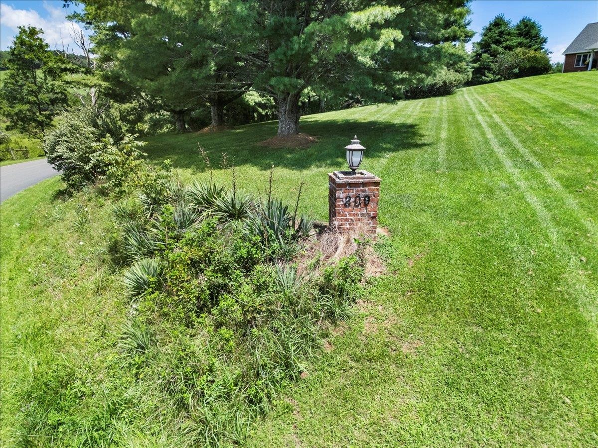209 Phlegar Hill Road Floyd VA 24091