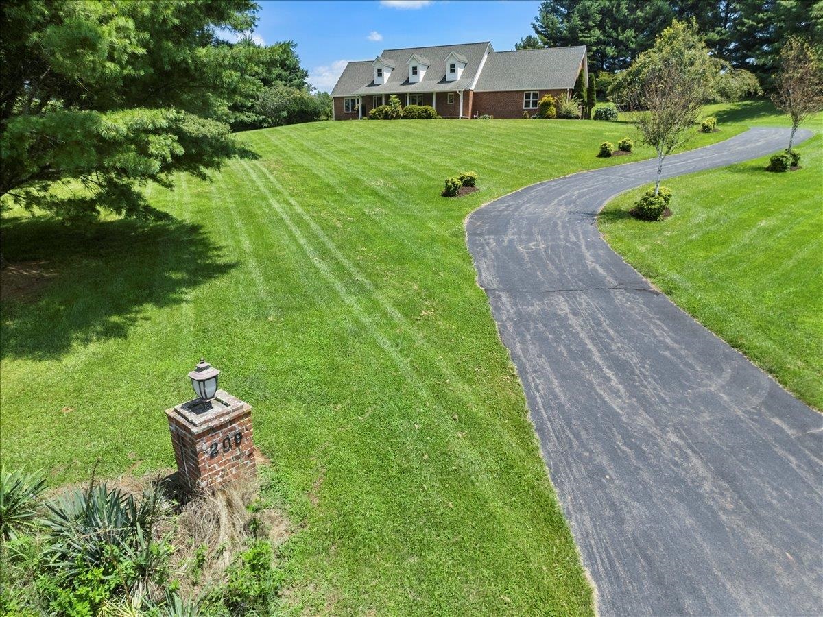 209 Phlegar Hill Road Floyd VA 24091