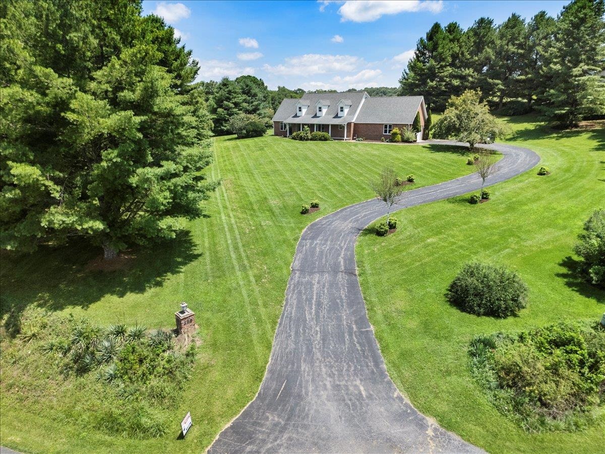 209 Phlegar Hill Road Floyd VA 24091
