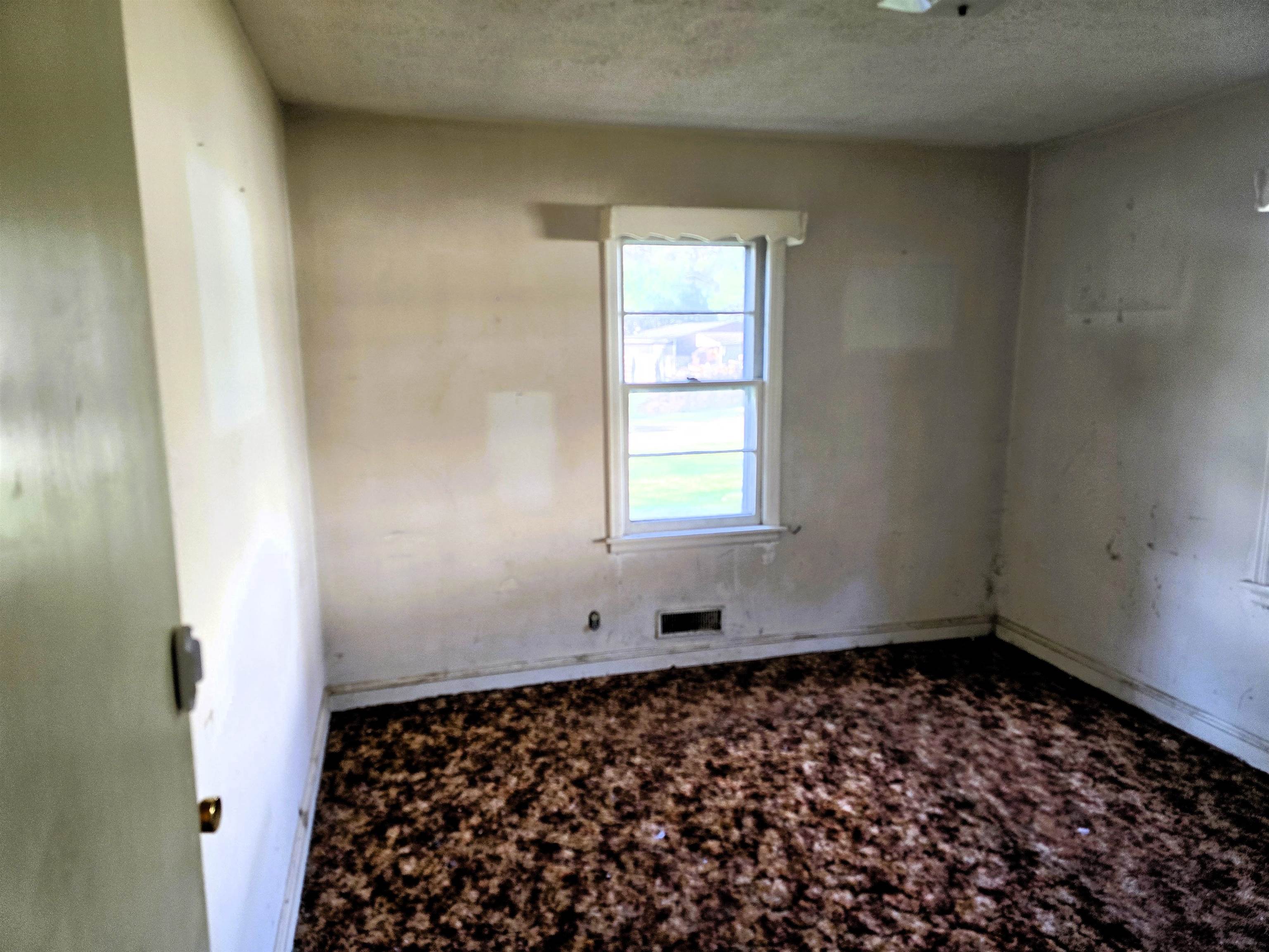 5594 Haven Avenue Pulaski VA 24301