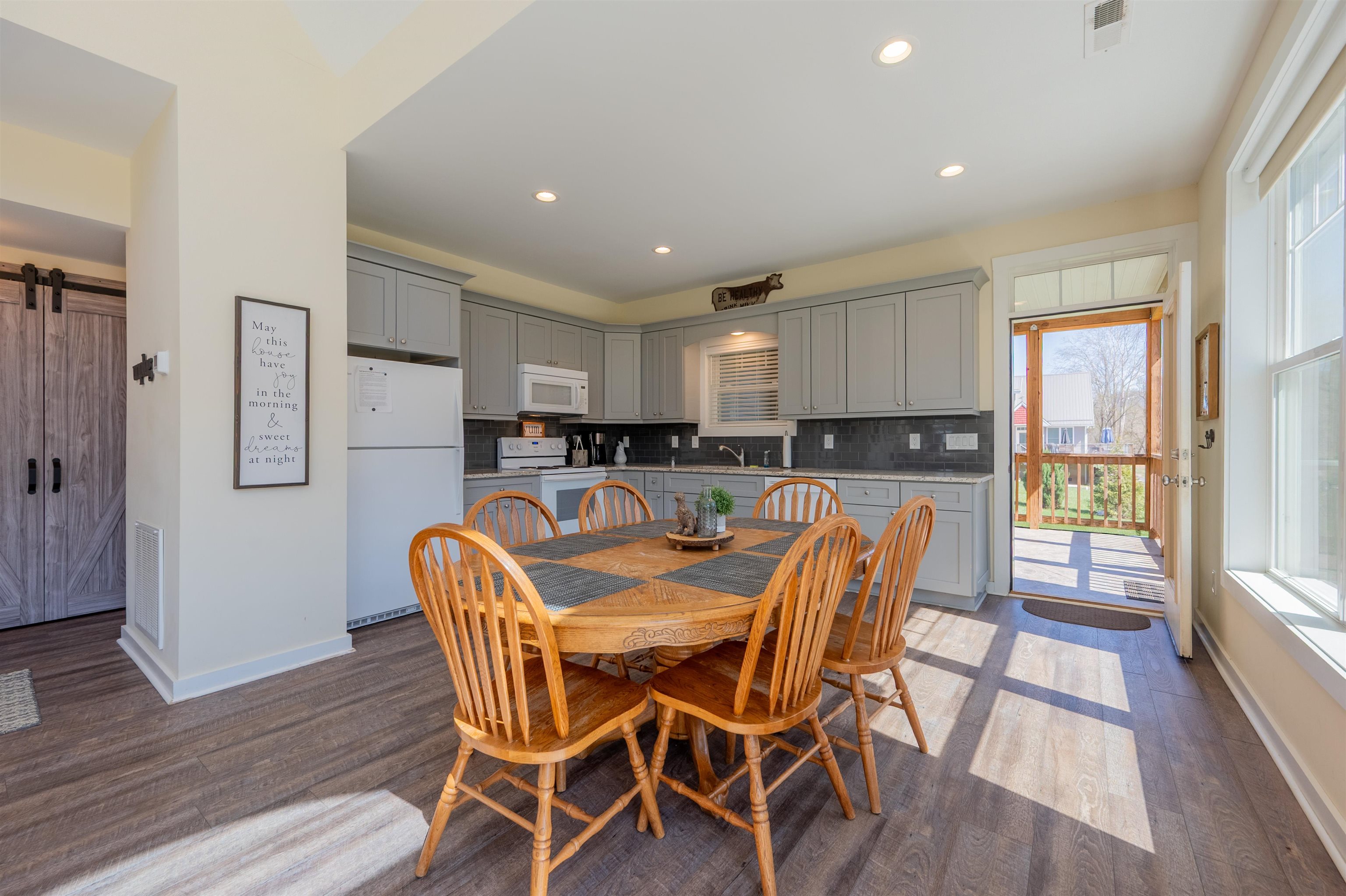 4204 Clarks Ferry Road Draper VA 24324