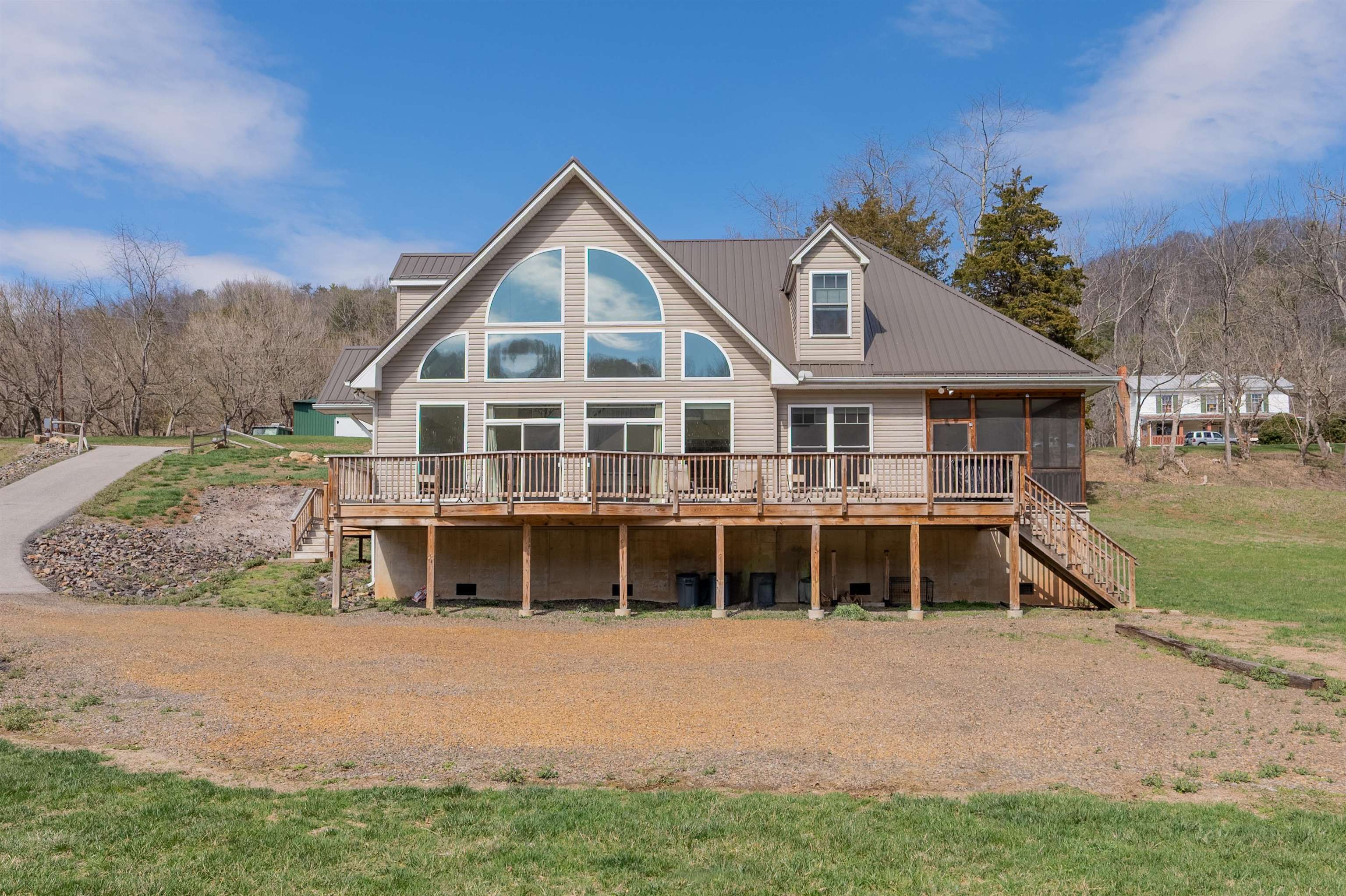 4204 Clarks Ferry Road Draper VA 24324