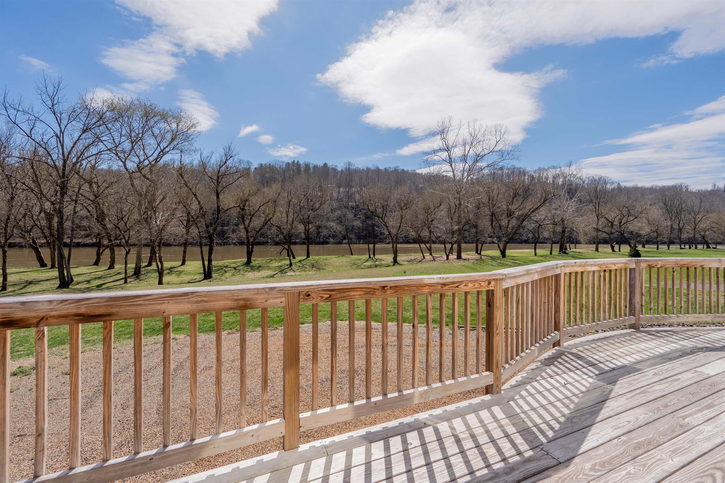 4204 Clarks Ferry Road Draper VA 24324