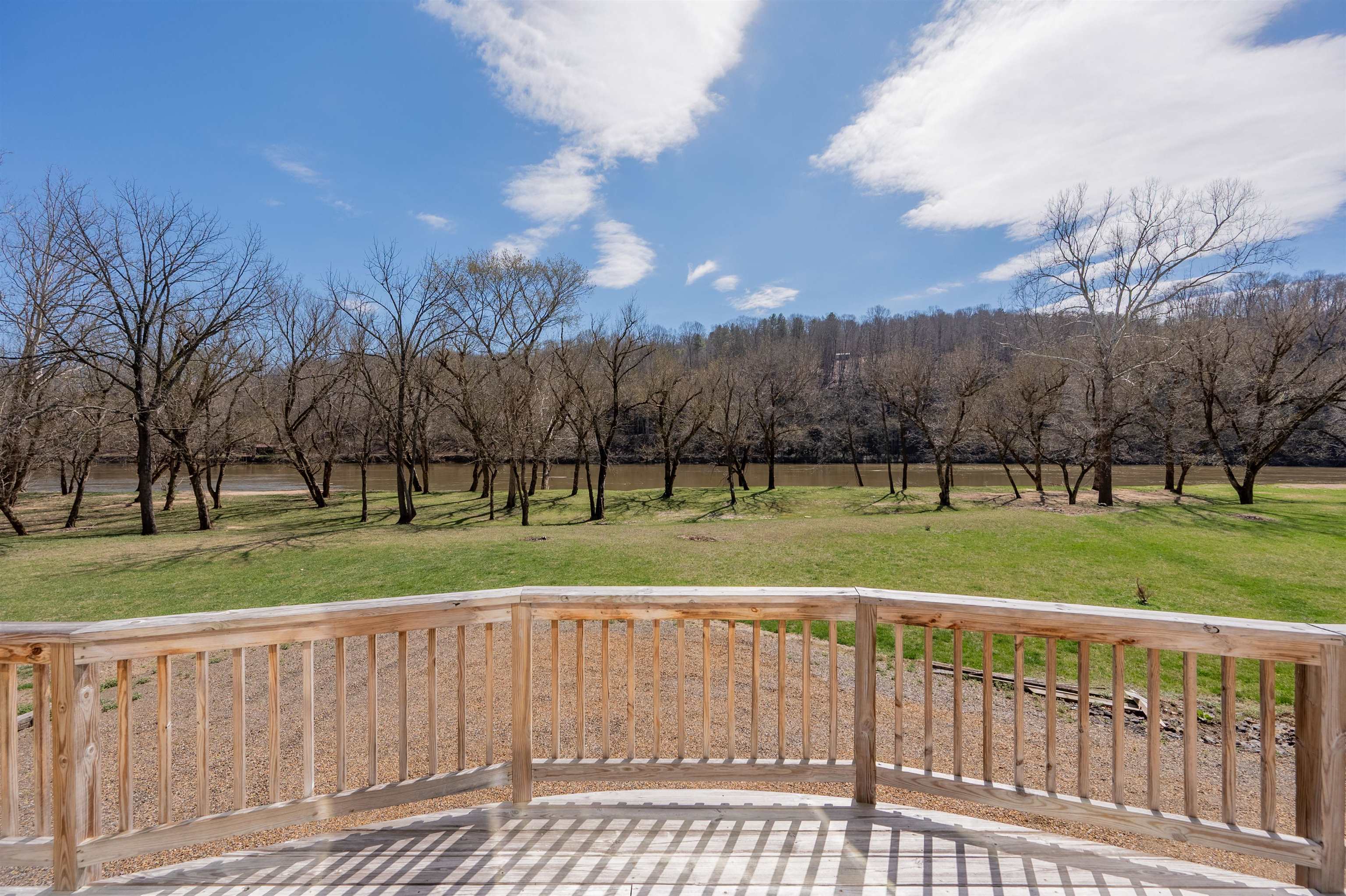 4204 Clarks Ferry Road Draper VA 24324