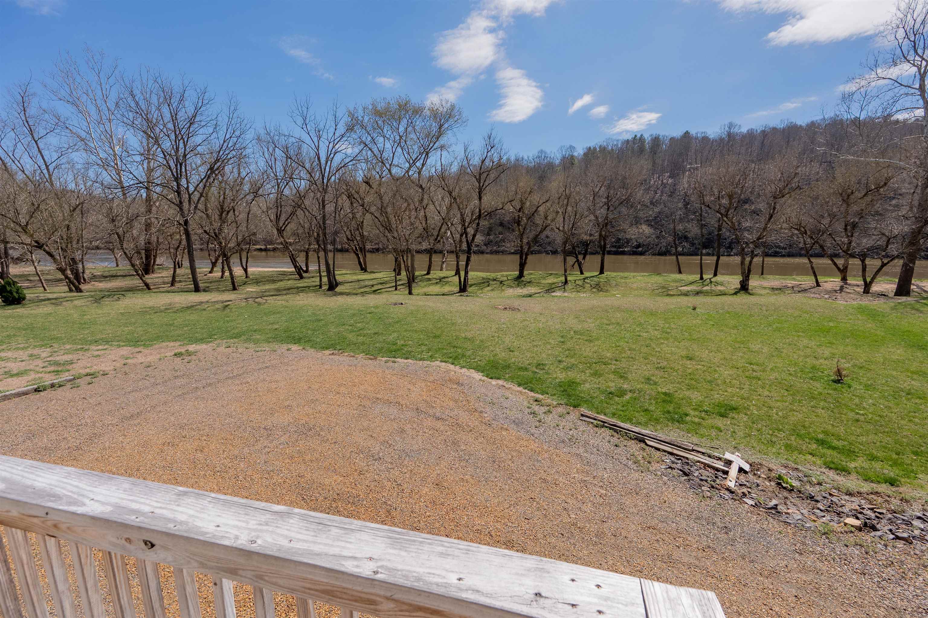 4204 Clarks Ferry Road Draper VA 24324