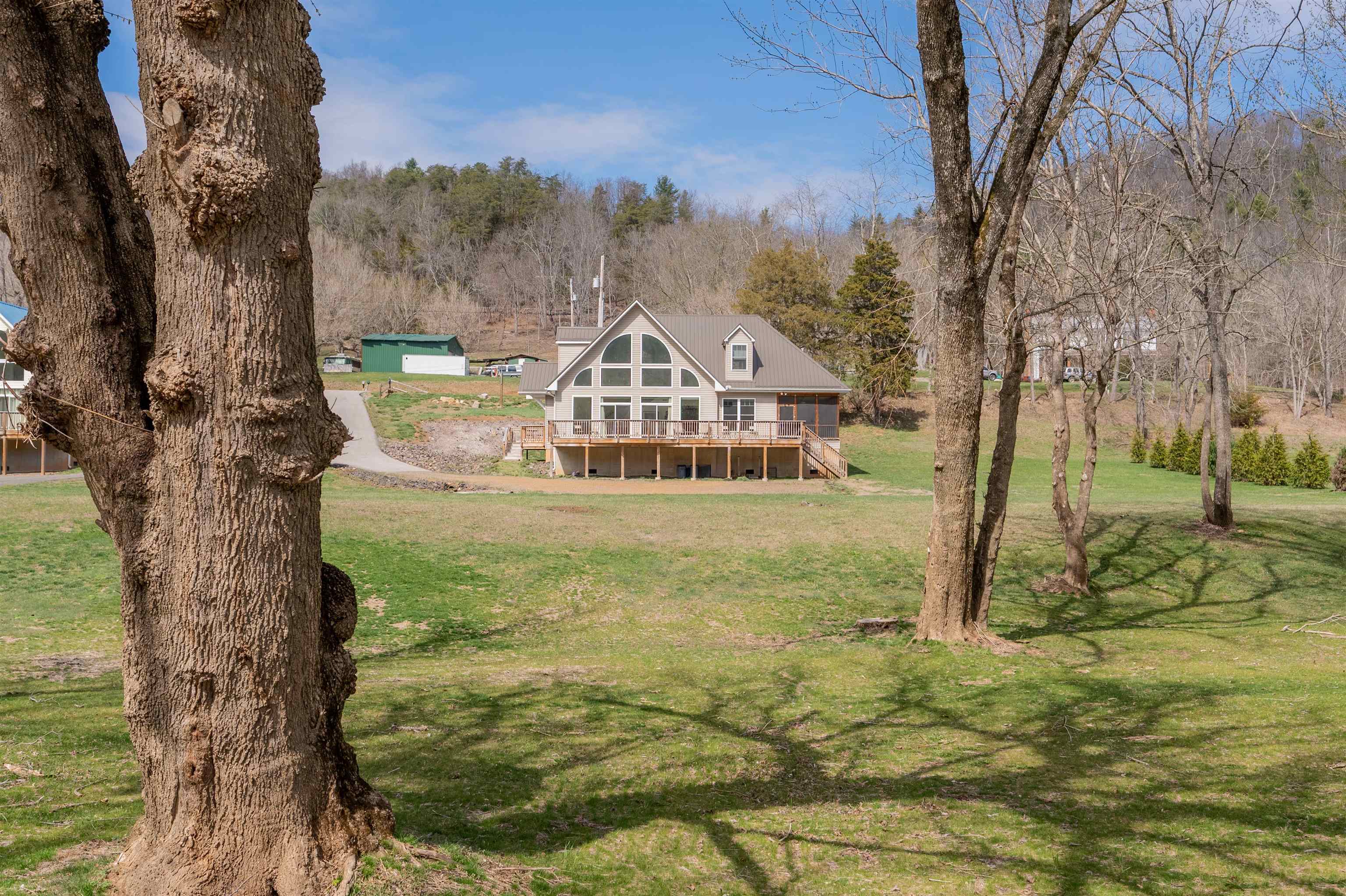 4204 Clarks Ferry Road Draper VA 24324