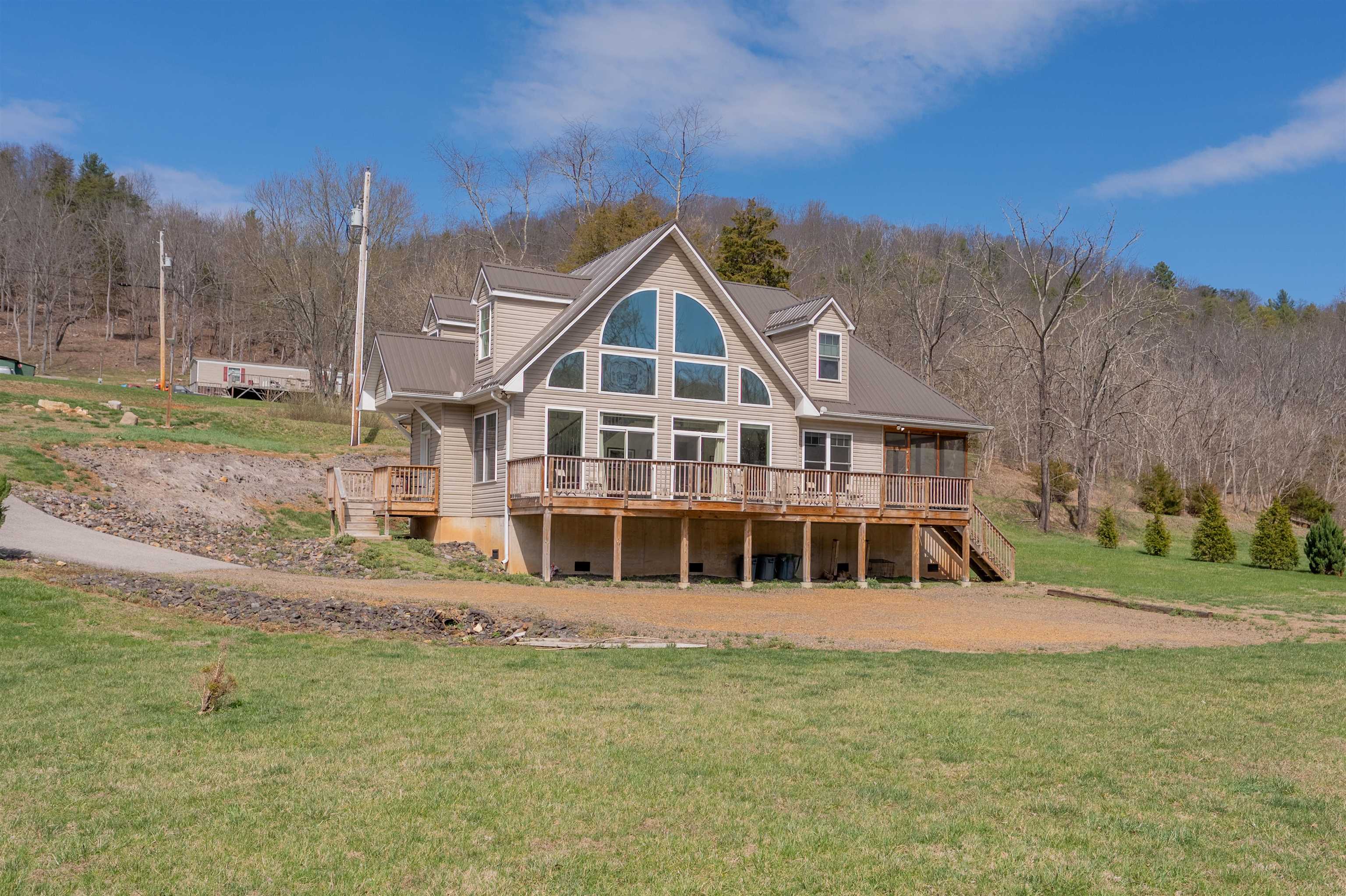 4204 Clarks Ferry Road Draper VA 24324