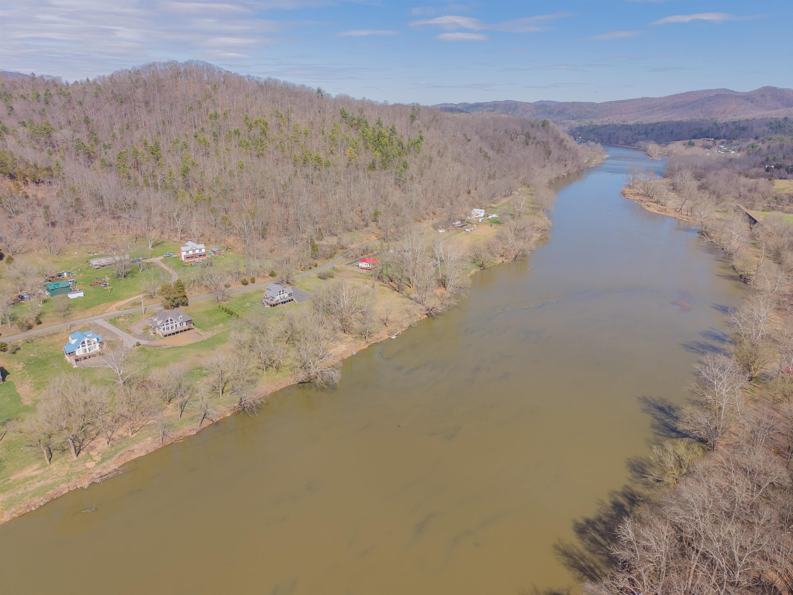 4204 Clarks Ferry Road Draper VA 24324