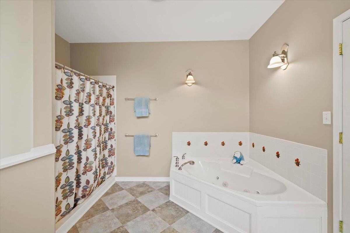 4861 Morris Road Hiwassee VA 24347